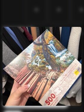500-Piece Scenic Waterfall Jigsaw Puzzle in Multicolor - Classic Collection